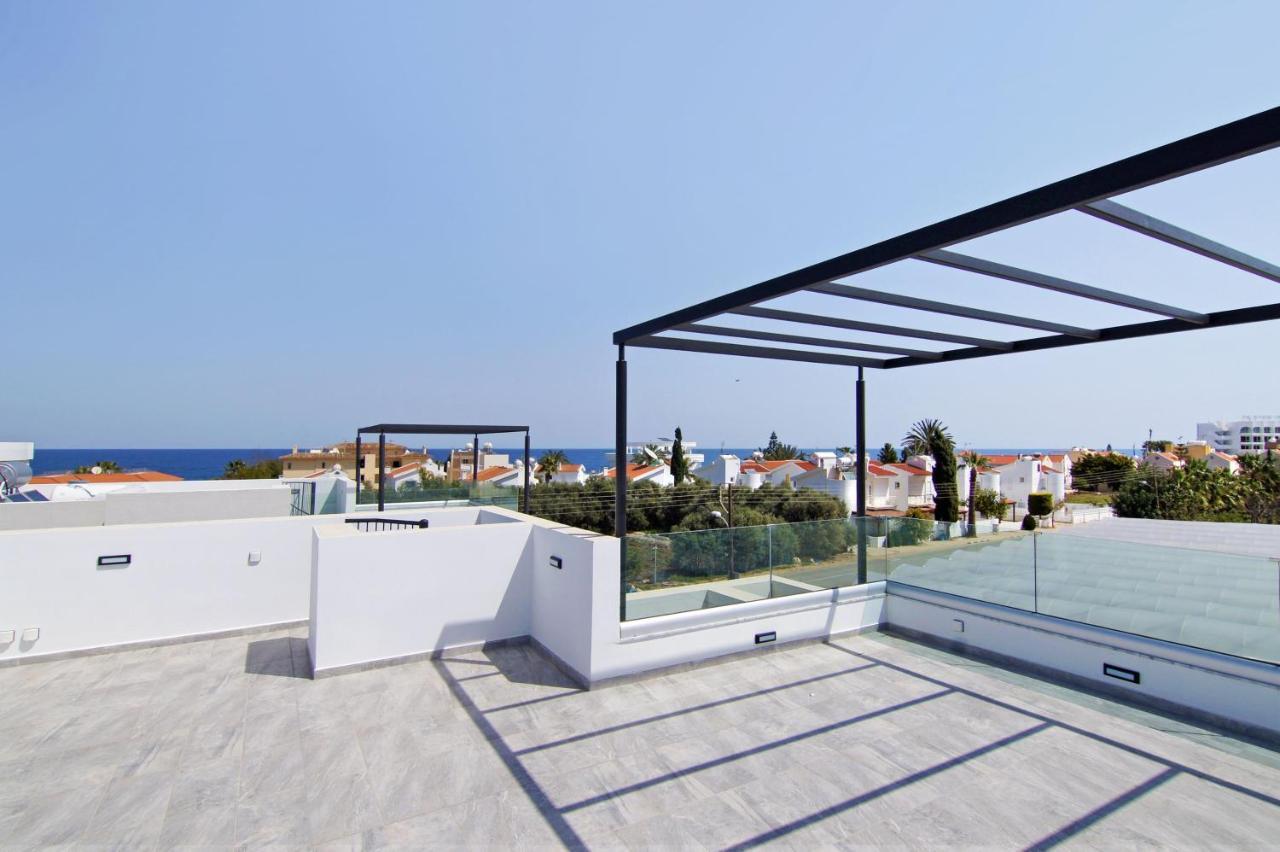 Villa Queen Eleanor Протарас Екстериор снимка