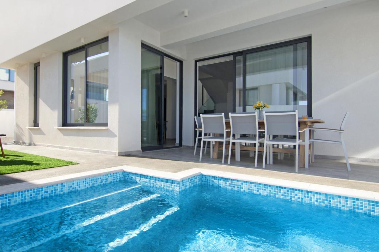 Villa Queen Eleanor Протарас Екстериор снимка